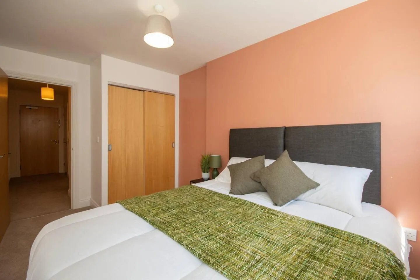 1-Bed Apartment In Bournemouth Centre